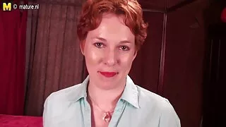 Сестра застрягла у порно фільм и вікні і стала хтивою коханкою брата
