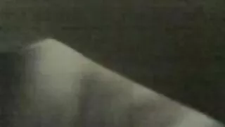 Скінчив на обличчя завершує Міжрасовий мінет через дірку в стіні порно фільми ретро