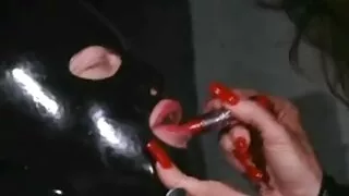 Молоді подружки заплатили чоловікові за проживання в дивитися порнофільми гуртожитку з сексом