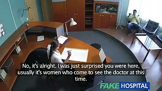 Фут фетиш фільми онлайн ххх загнав член в гладку кицьку партнера